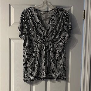 Stylish Black and White Women's Blouse